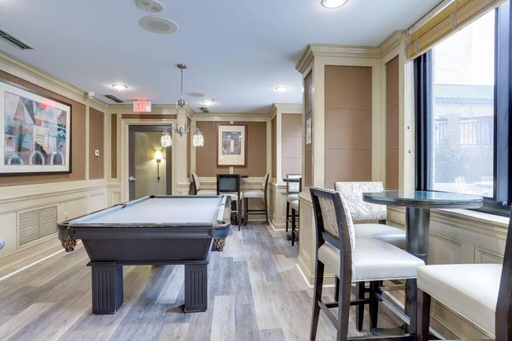 Fantastic 1 Bedroom Condo At Ballston With Gym 阿林顿 外观 照片