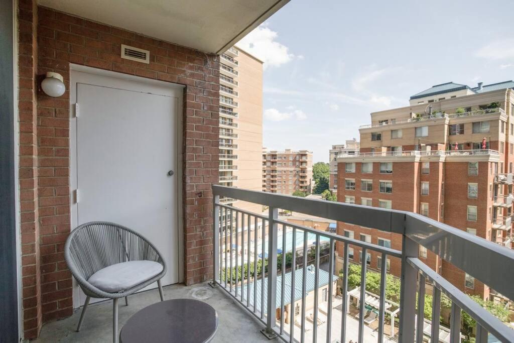 Fantastic 1 Bedroom Condo At Ballston With Gym 阿林顿 外观 照片