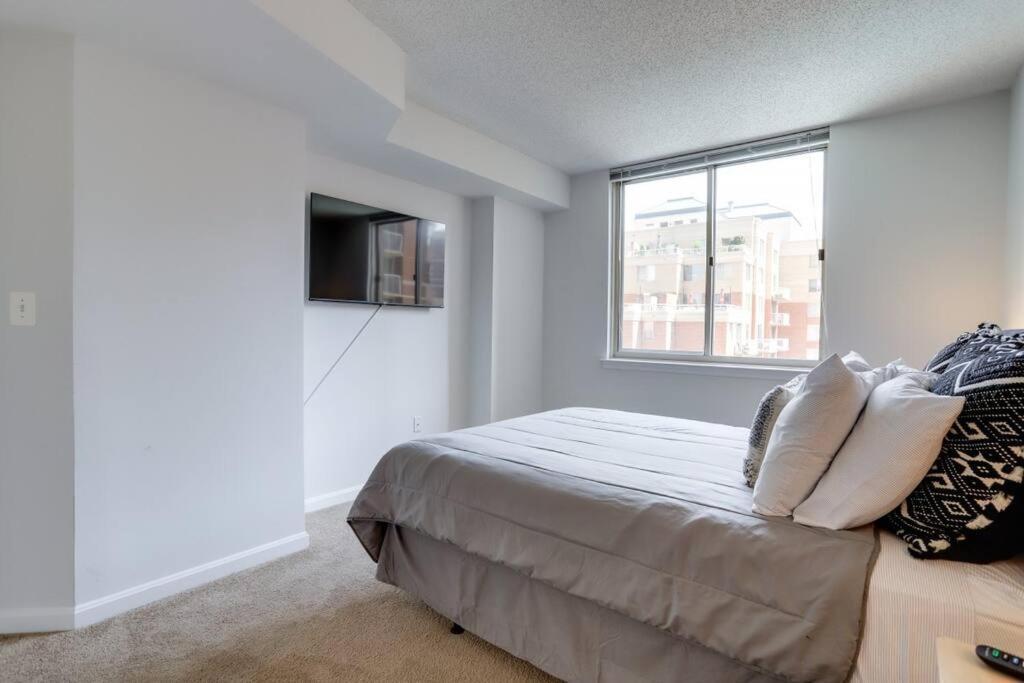 Fantastic 1 Bedroom Condo At Ballston With Gym 阿林顿 外观 照片