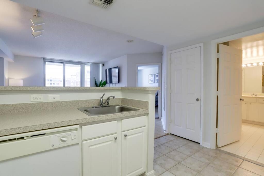 Fantastic 1 Bedroom Condo At Ballston With Gym 阿林顿 外观 照片