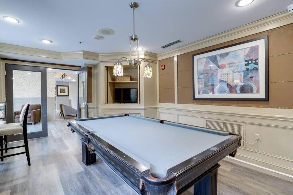 Fantastic 1 Bedroom Condo At Ballston With Gym 阿林顿 外观 照片